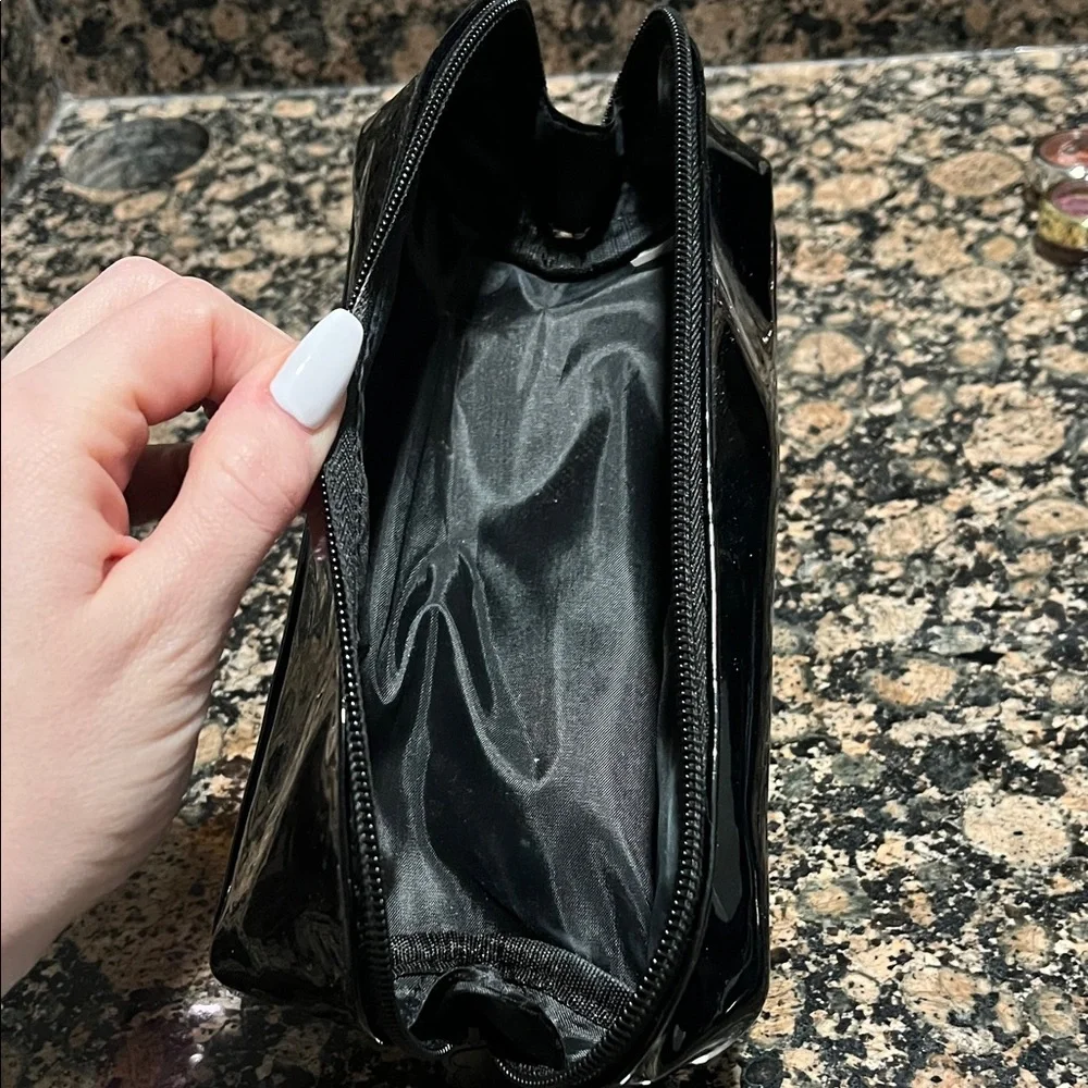 Lunar Beauty Black Cosmetic Bag